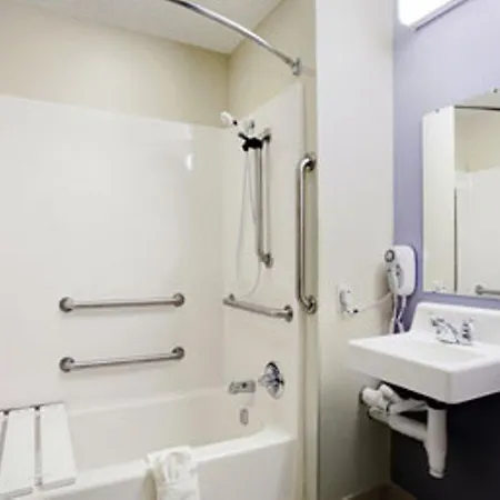 Microtel Inn & Suites Chili/Rochester Habitación foto
