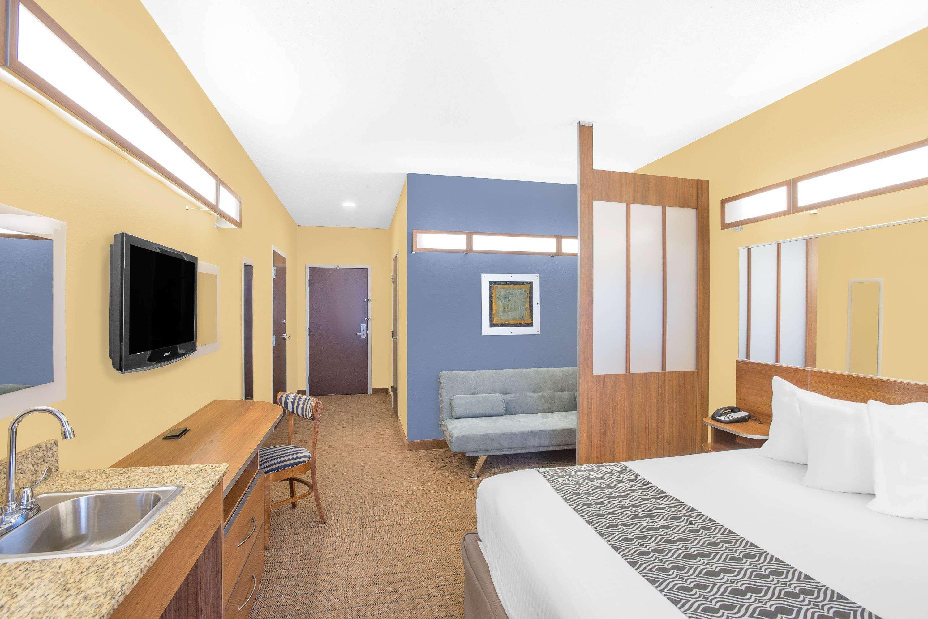 Hotel Microtel & Chili/rochester Chili